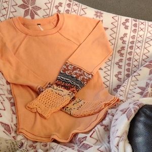 FREE PEOPLE size small Sweater